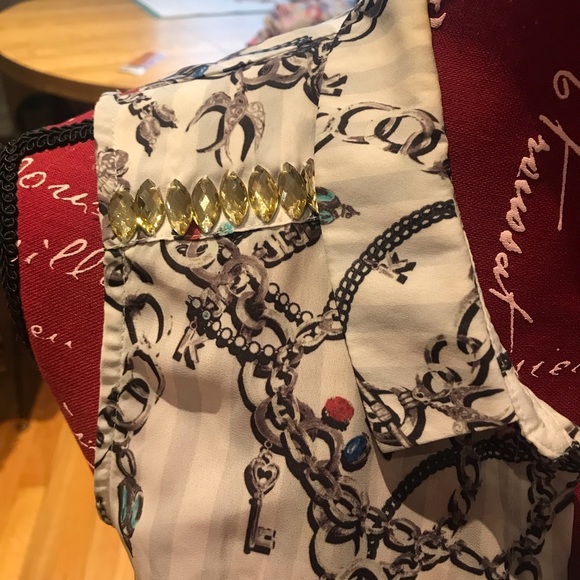 H&M Chain Print Top - Picture 3 of 3